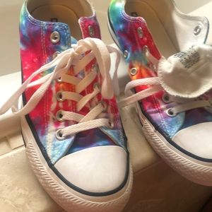 All star converse, adorable tie dye pattern